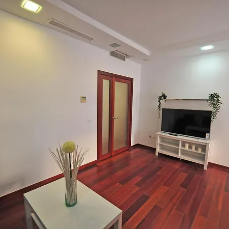 Apartment Playa Moderno 3 Dormitorios 2 Banos *