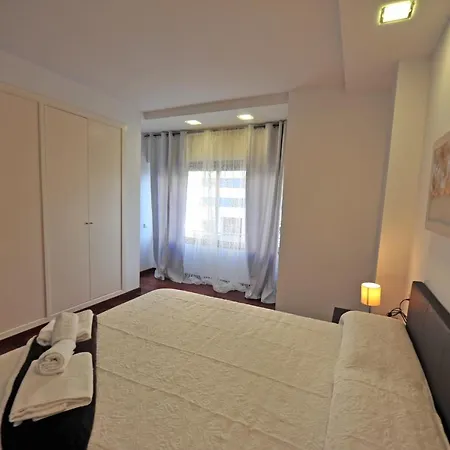 Playa Moderno 3 Dormitorios 2 Banos Apartment